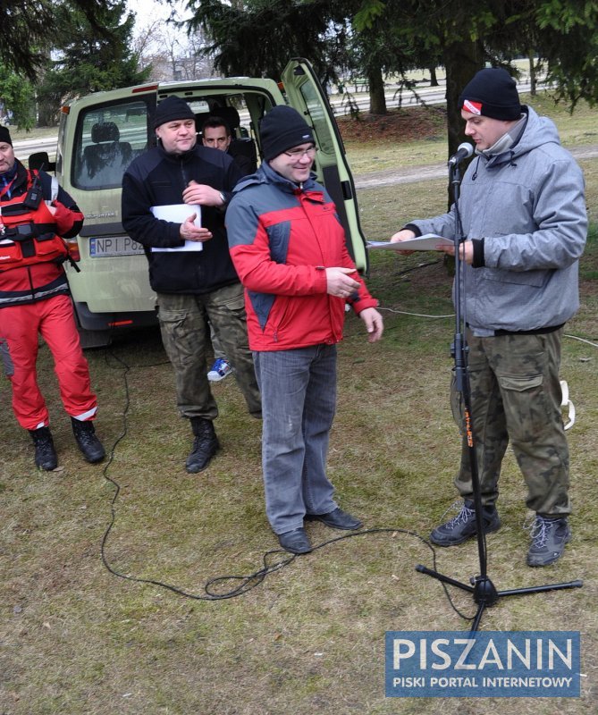 Z Pisy do ZUKu. Wyłowiono setki przedmiotów z dna naszej rzeki.