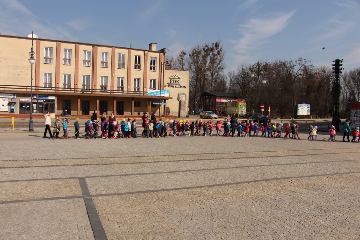 Piskie przedszkolaki powitały wiosnę