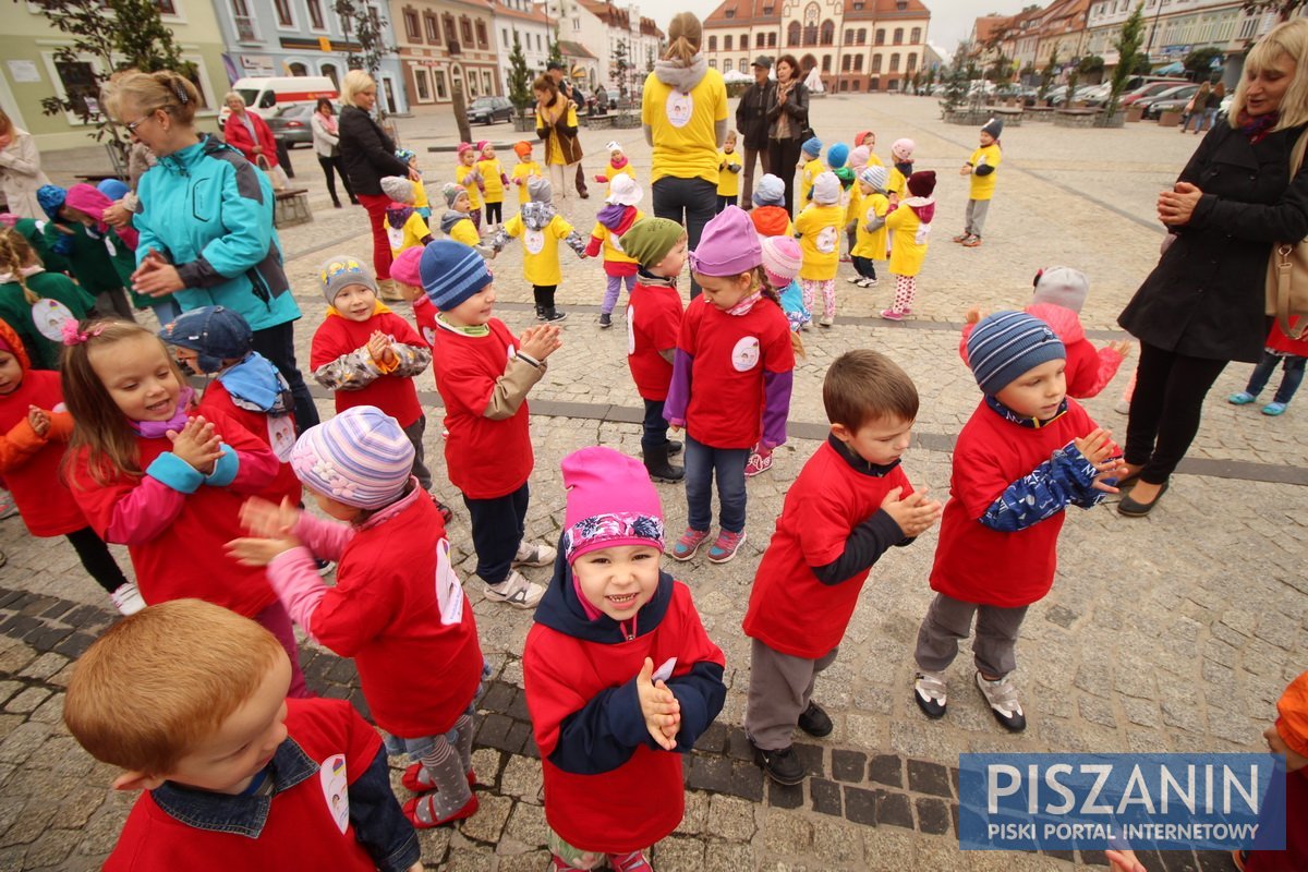 Kolorowy kwiatek na Placu Daszyńskiego