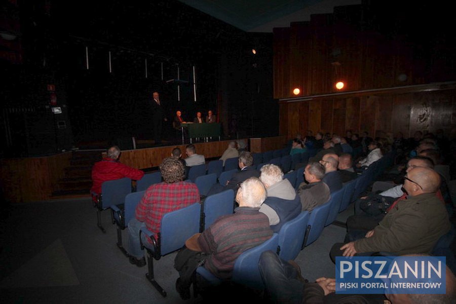 Burmistrz Szymborski spotkał się z mieszkańcami. Posłuchaj nagrania.