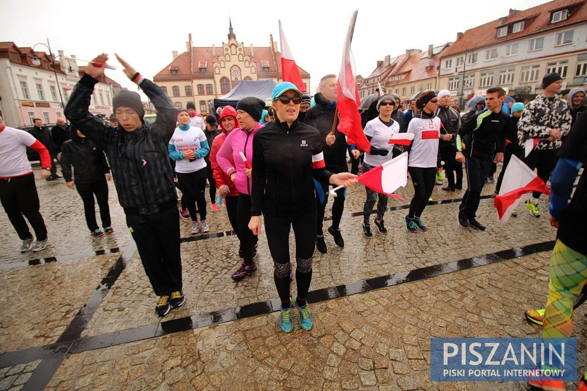 Deszczowy bieg w Święto Niepodległości