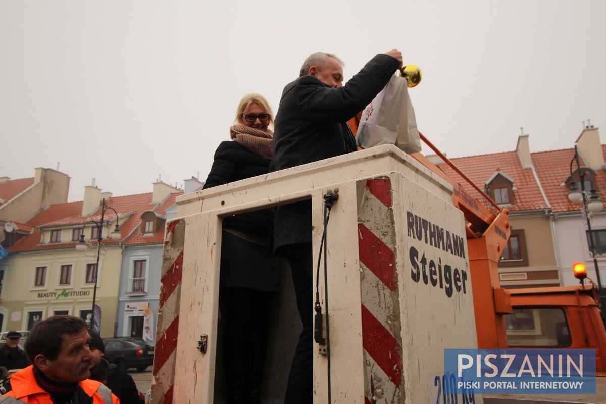 Wspólnie ubraliśmy choinkę na Placu Daszyńskiego