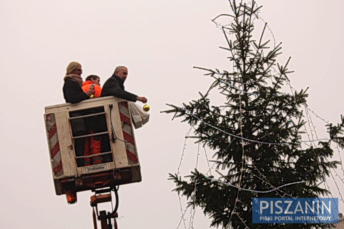 Wspólnie ubraliśmy choinkę na Placu Daszyńskiego