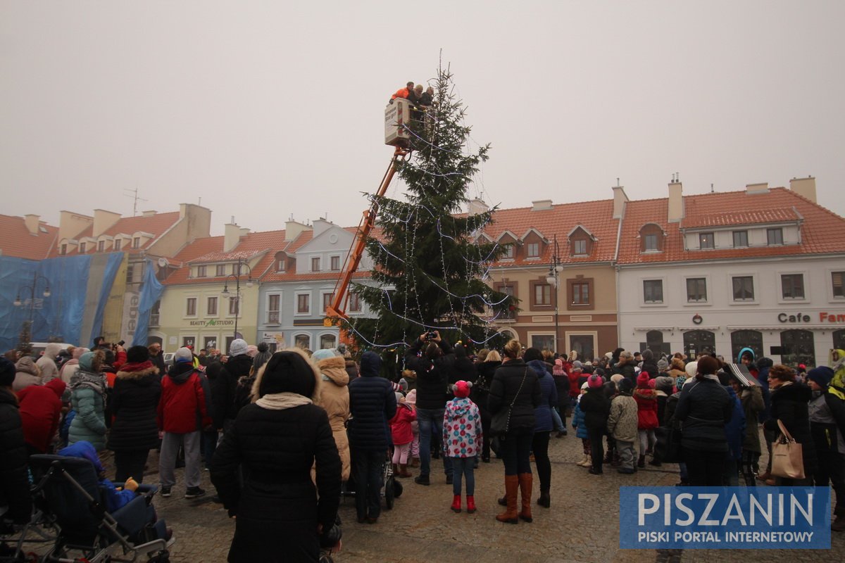 Wspólnie ubraliśmy choinkę na Placu Daszyńskiego