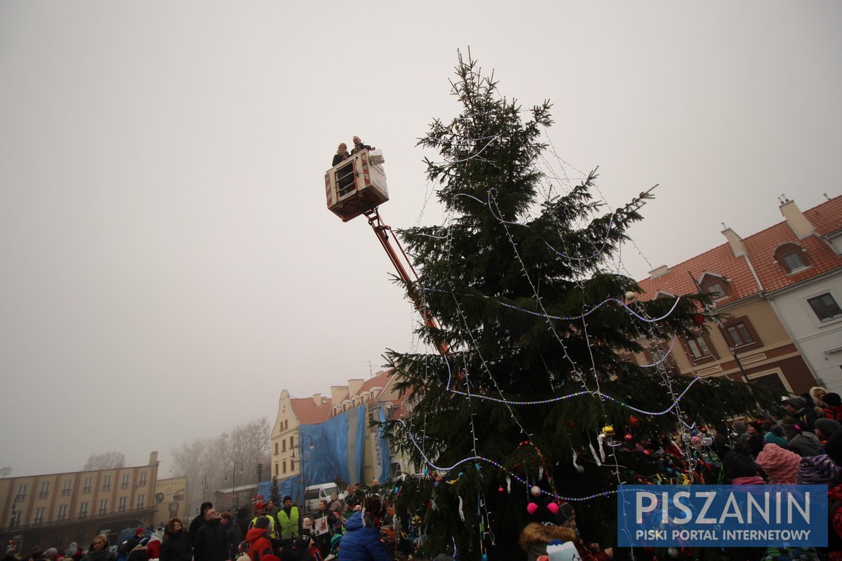 Wspólnie ubraliśmy choinkę na Placu Daszyńskiego