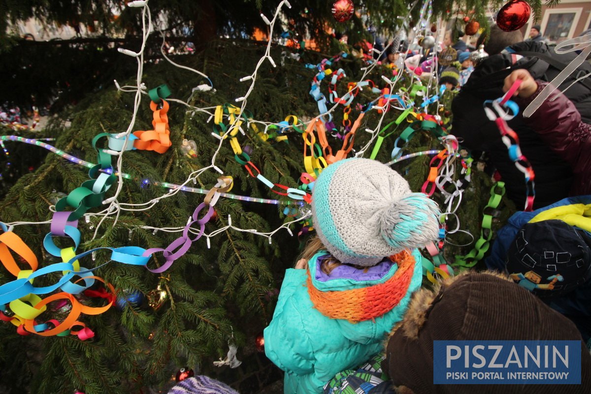 Wspólnie ubraliśmy choinkę na Placu Daszyńskiego