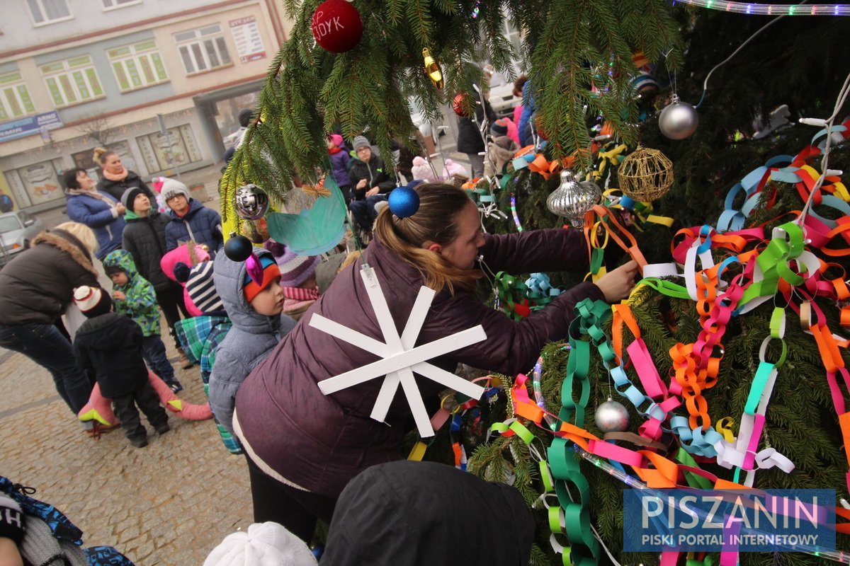 Wspólnie ubraliśmy choinkę na Placu Daszyńskiego