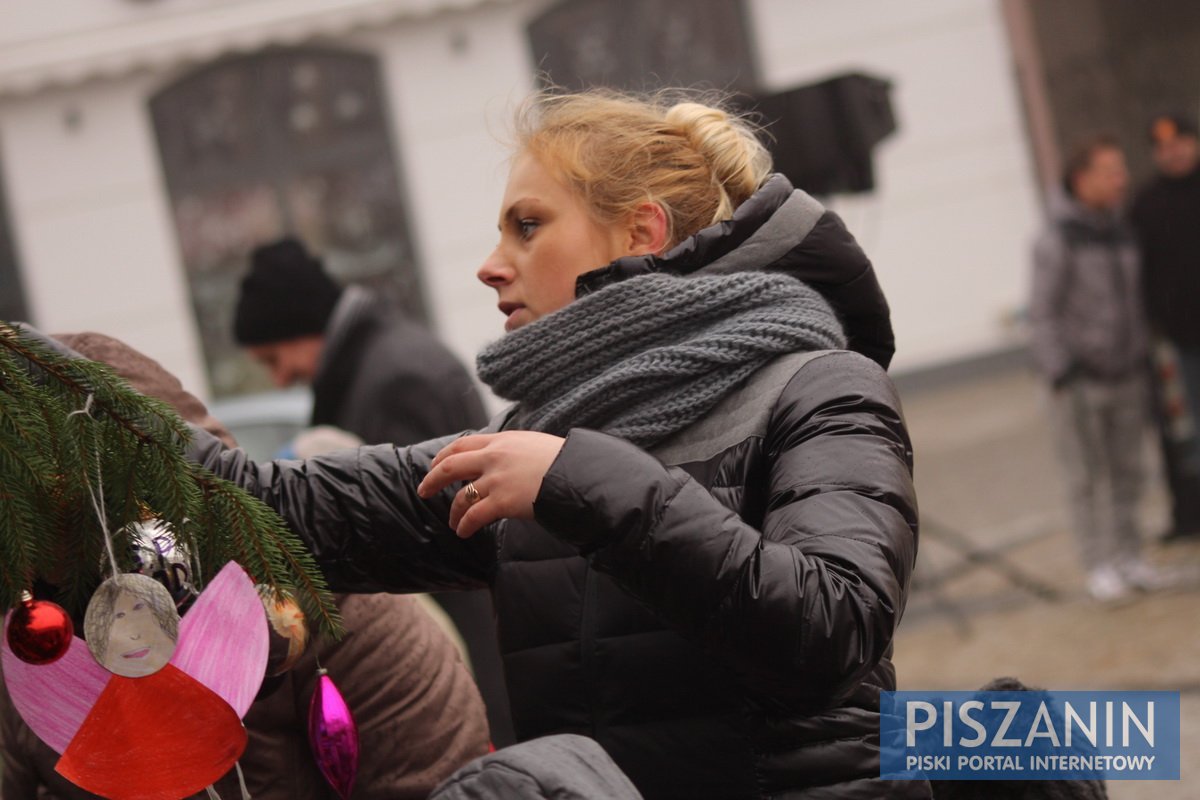 Wspólnie ubraliśmy choinkę na Placu Daszyńskiego