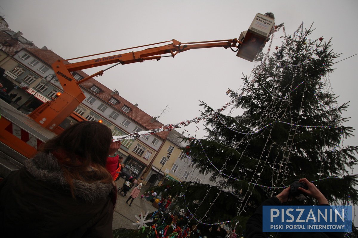 Wspólnie ubraliśmy choinkę na Placu Daszyńskiego