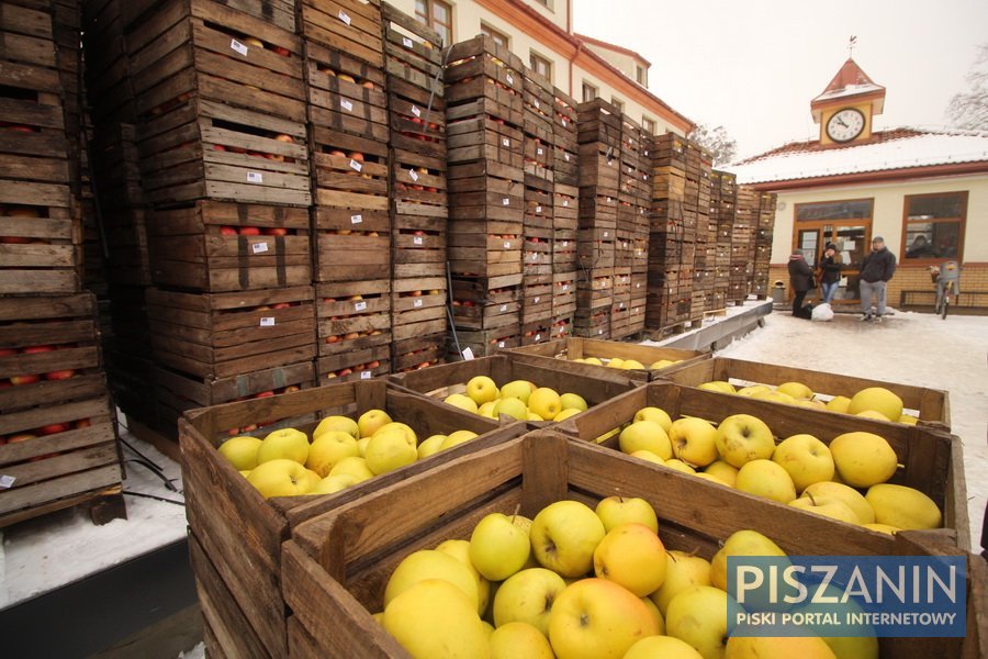 A teraz wszyscy Piszanie mają w domach szarlotkę