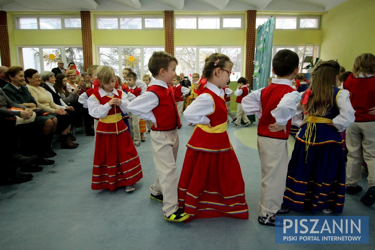 Promyczki wystąpiły dla babć i dziadków