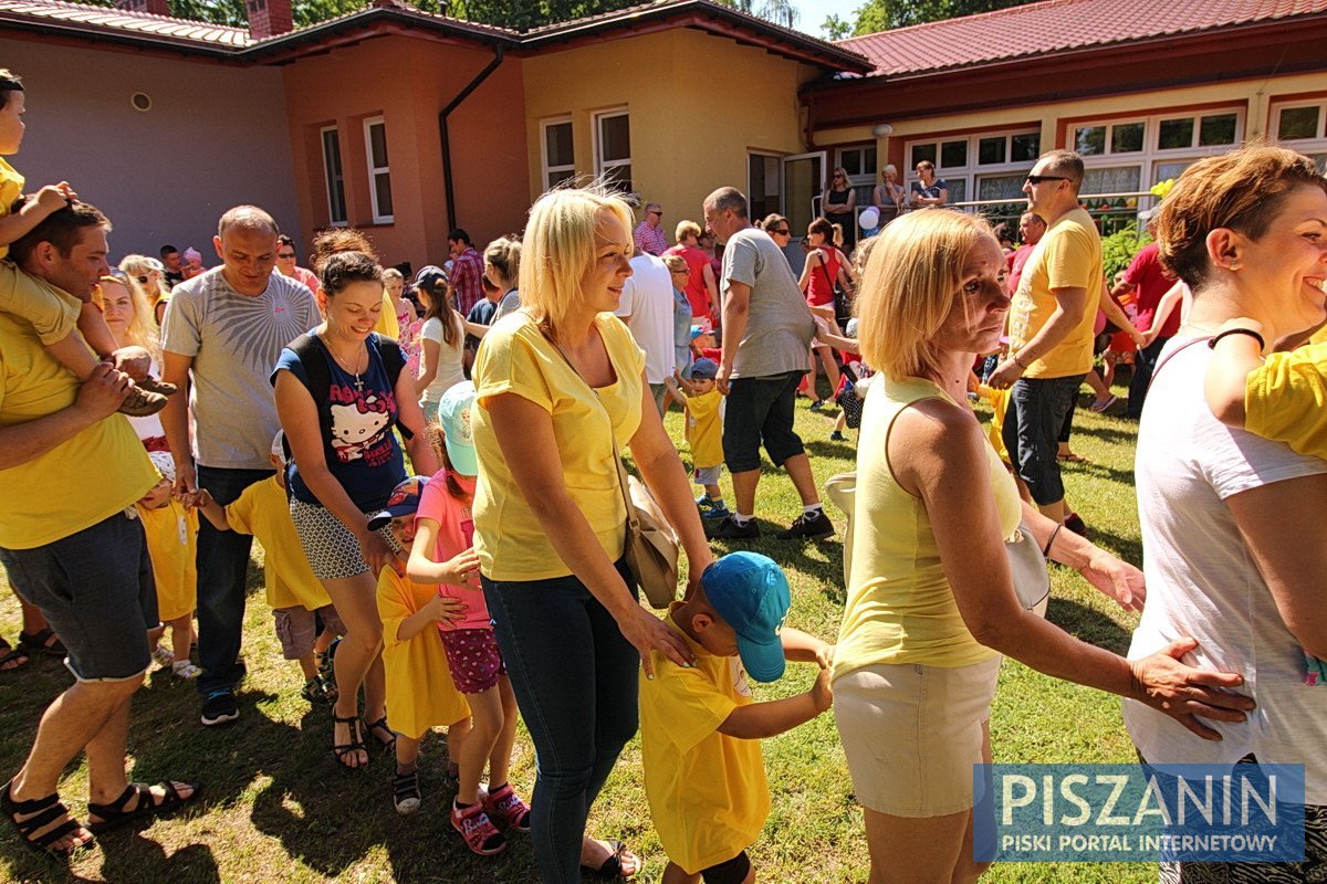 Przedszkolny piknik rodzinny - galeria zdjęć