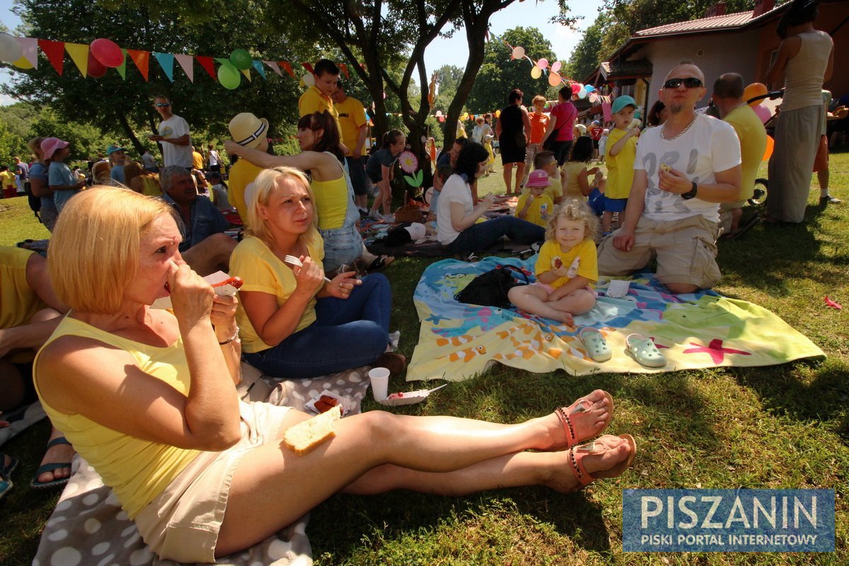 Przedszkolny piknik rodzinny - galeria zdjęć