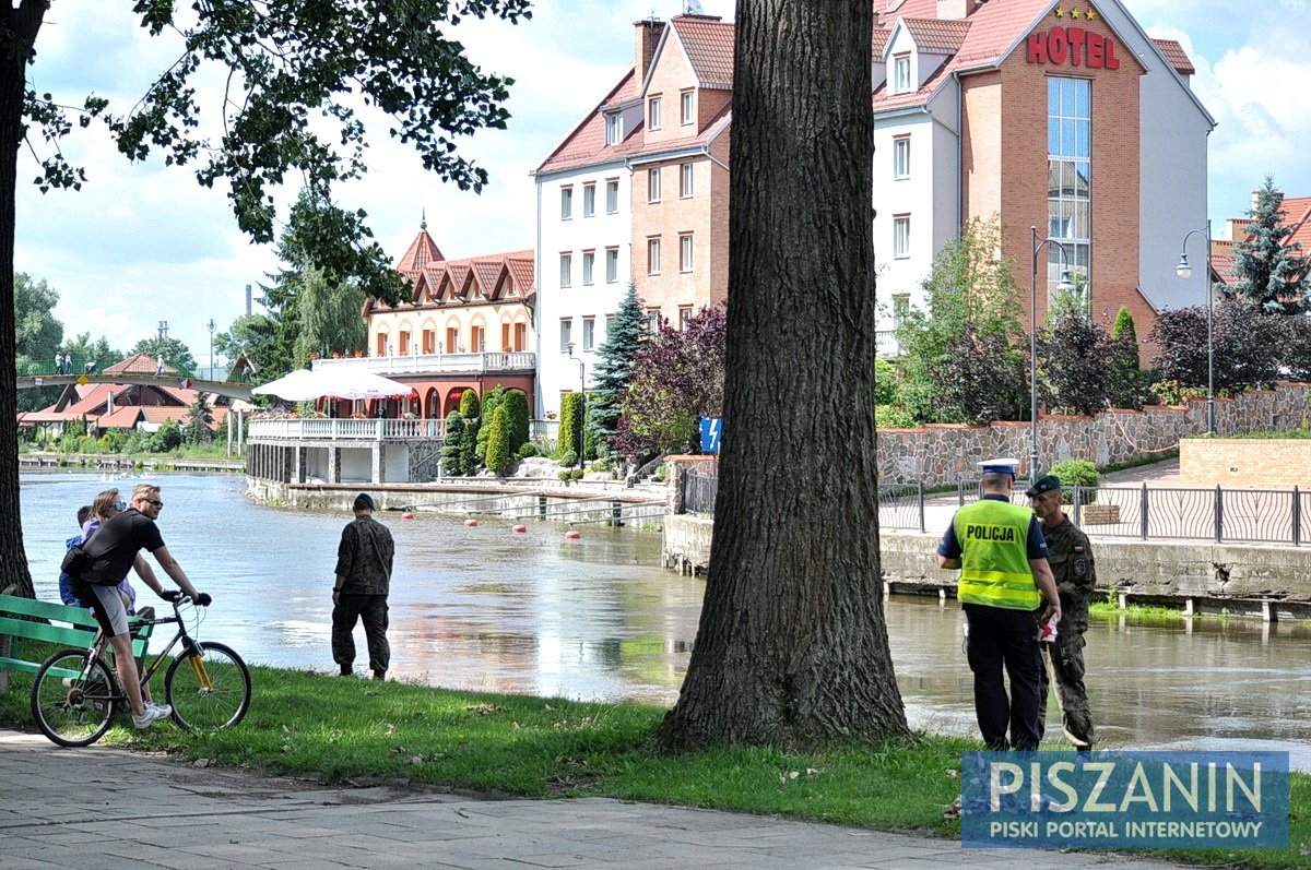 Bomba w Pisie. Ewakuacja w centrum Pisza!