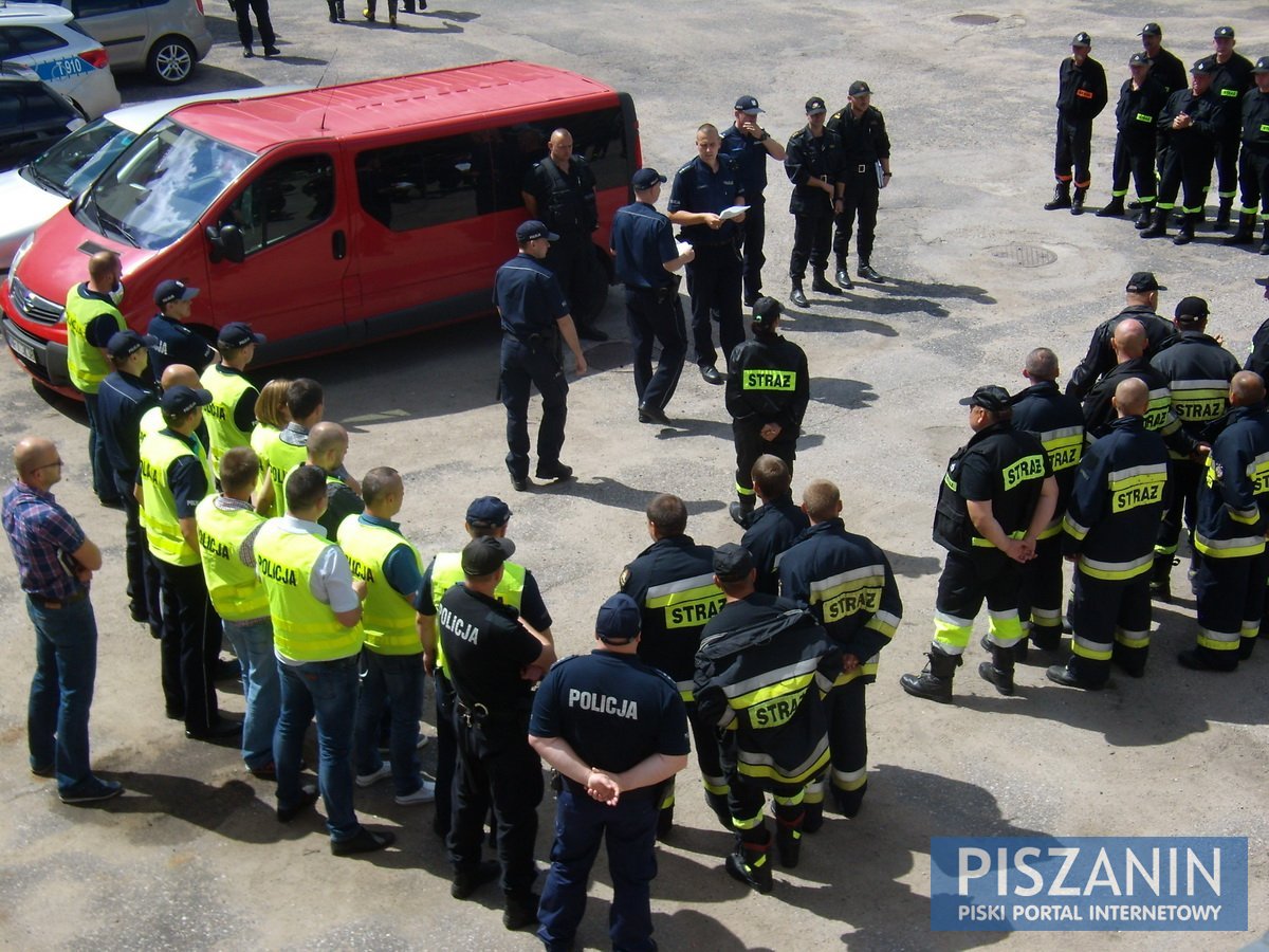 W działaniach uczestniczyło łącznie około 140 przedstawicieli różnych służb