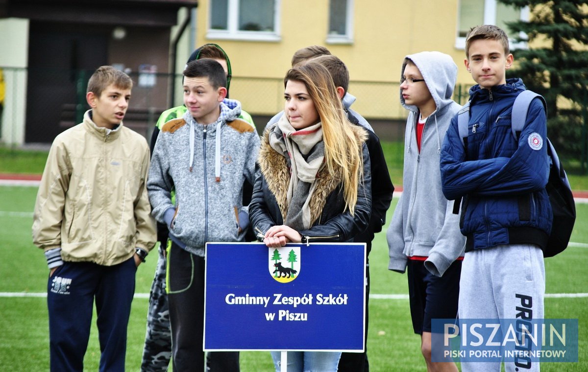 101 uczniów z powiatu piskiego rywalizowało w lekkiej atletyce