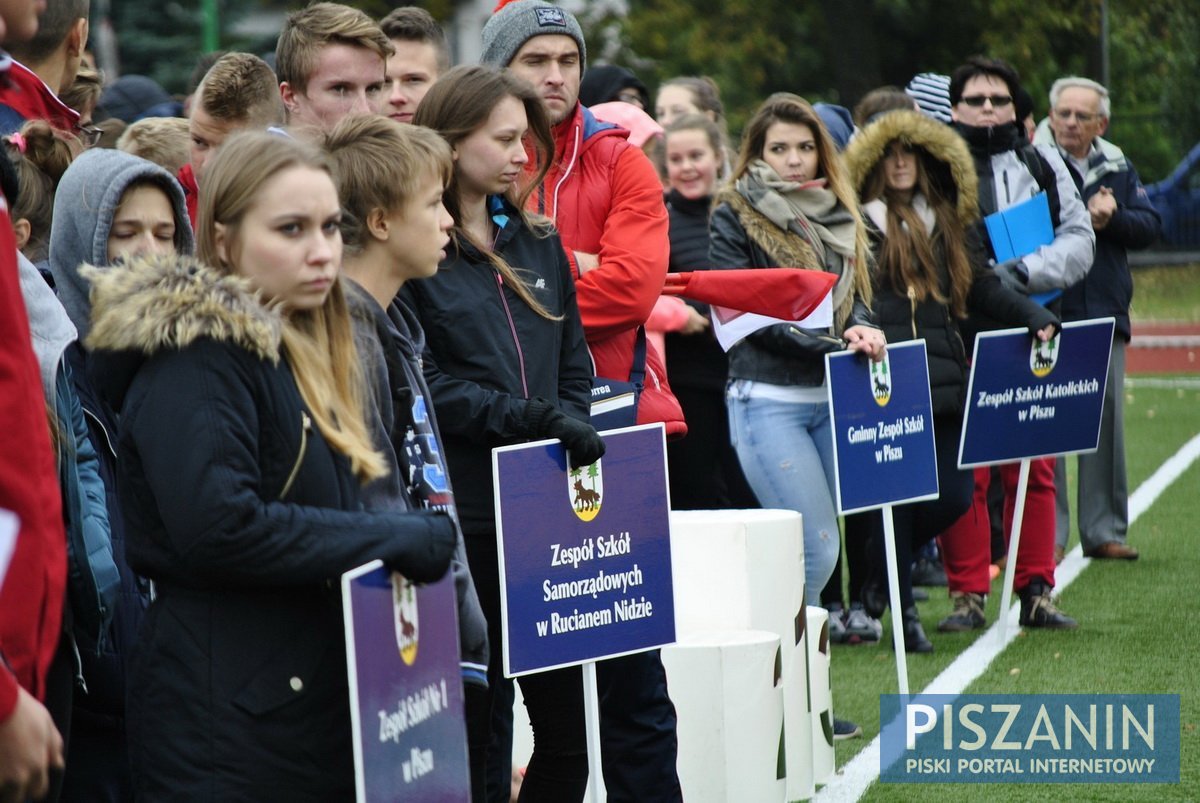 101 uczniów z powiatu piskiego rywalizowało w lekkiej atletyce