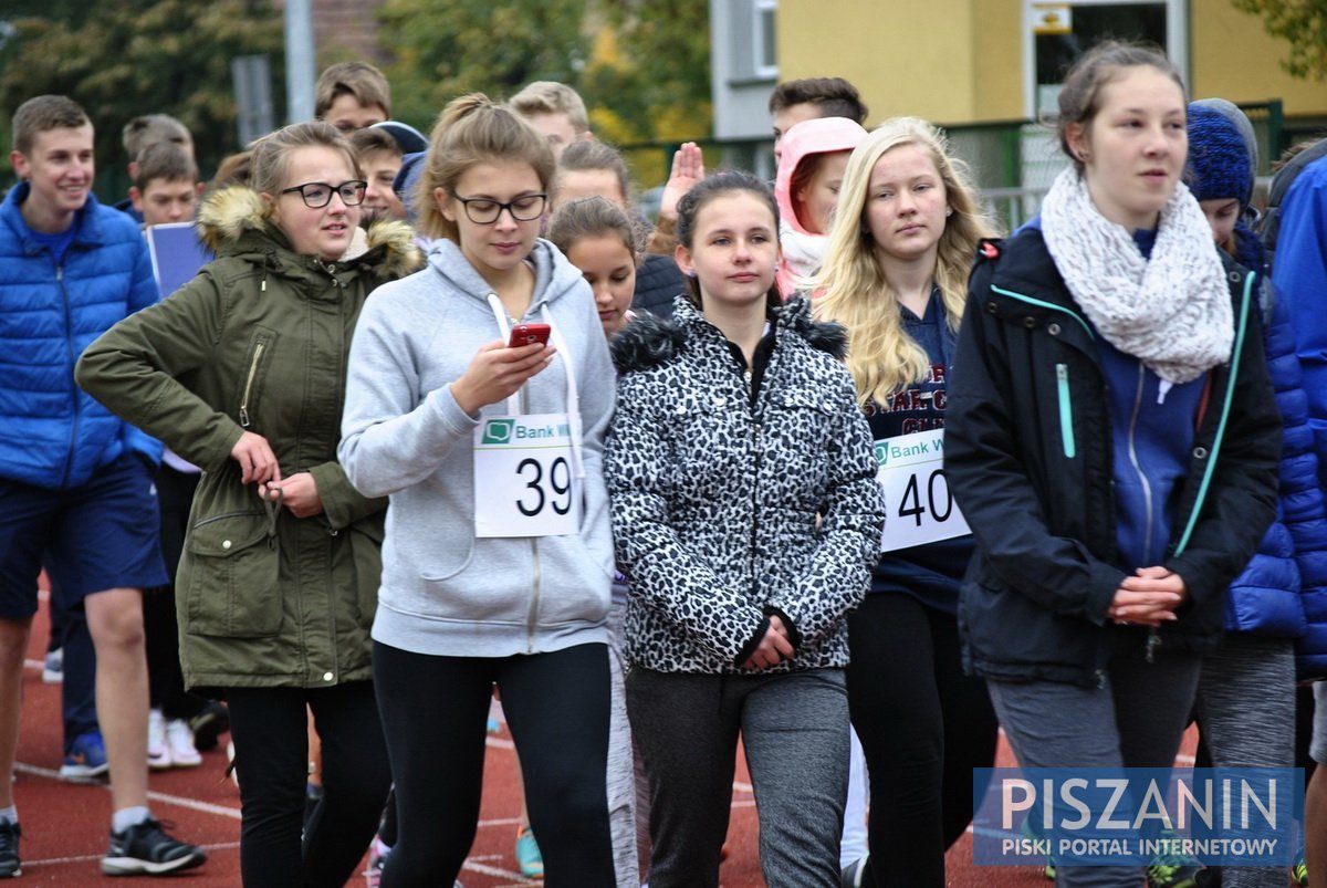 101 uczniów z powiatu piskiego rywalizowało w lekkiej atletyce