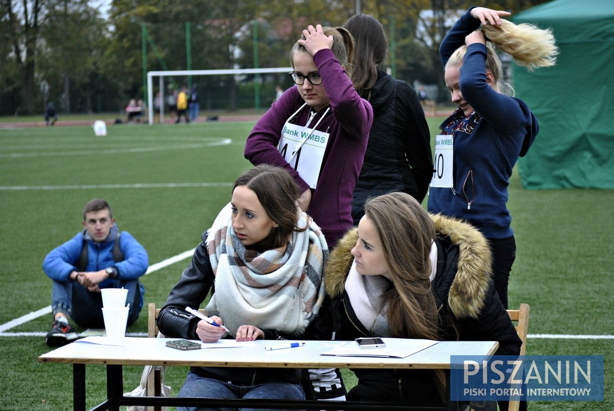 101 uczniów z powiatu piskiego rywalizowało w lekkiej atletyce