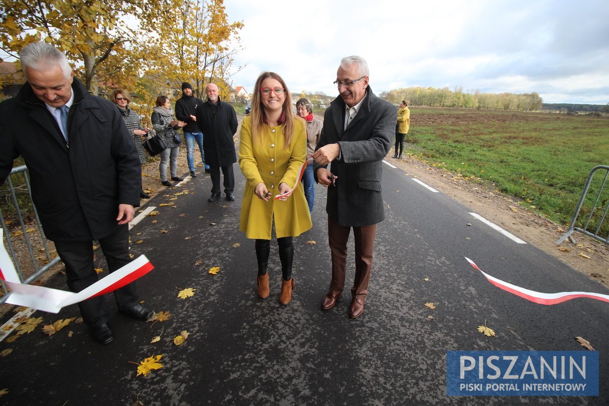 Mieszkańcy Łupek i okolicznych posesji mają nową drogę