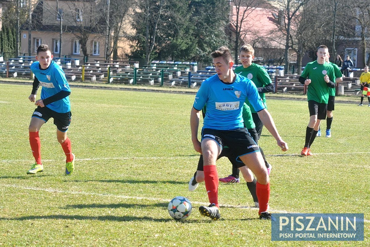 Młodzież Mazura w starciu z najlepszymi w regionie