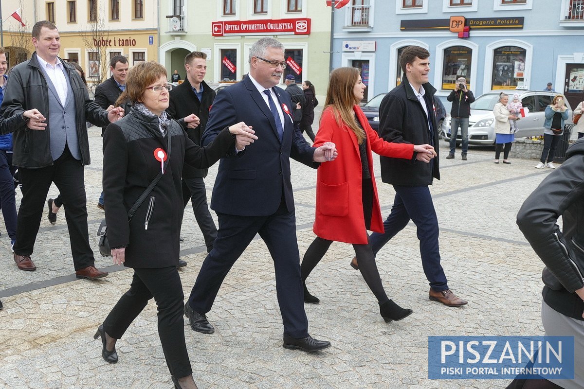 Po raz czwarty Piszanie zatańczyli Poloneza