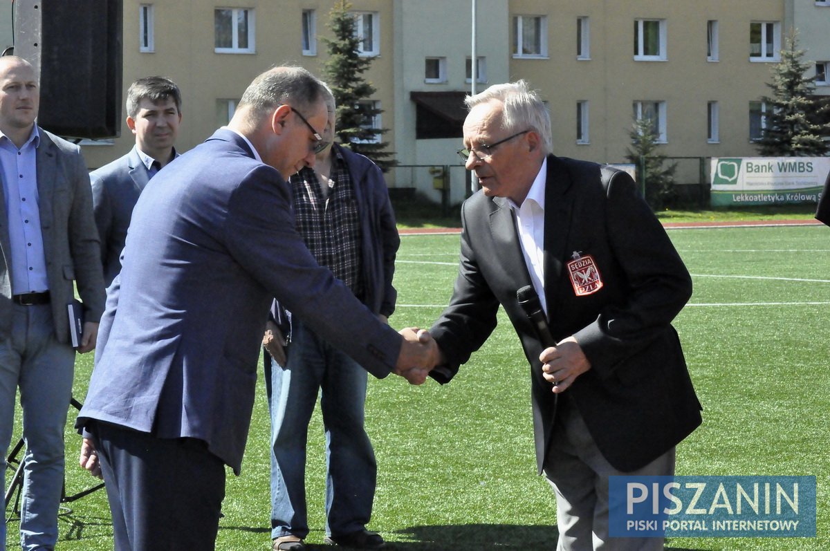 Zawody lekkoatletyczne gimnazjalistów - galeria zdjęć