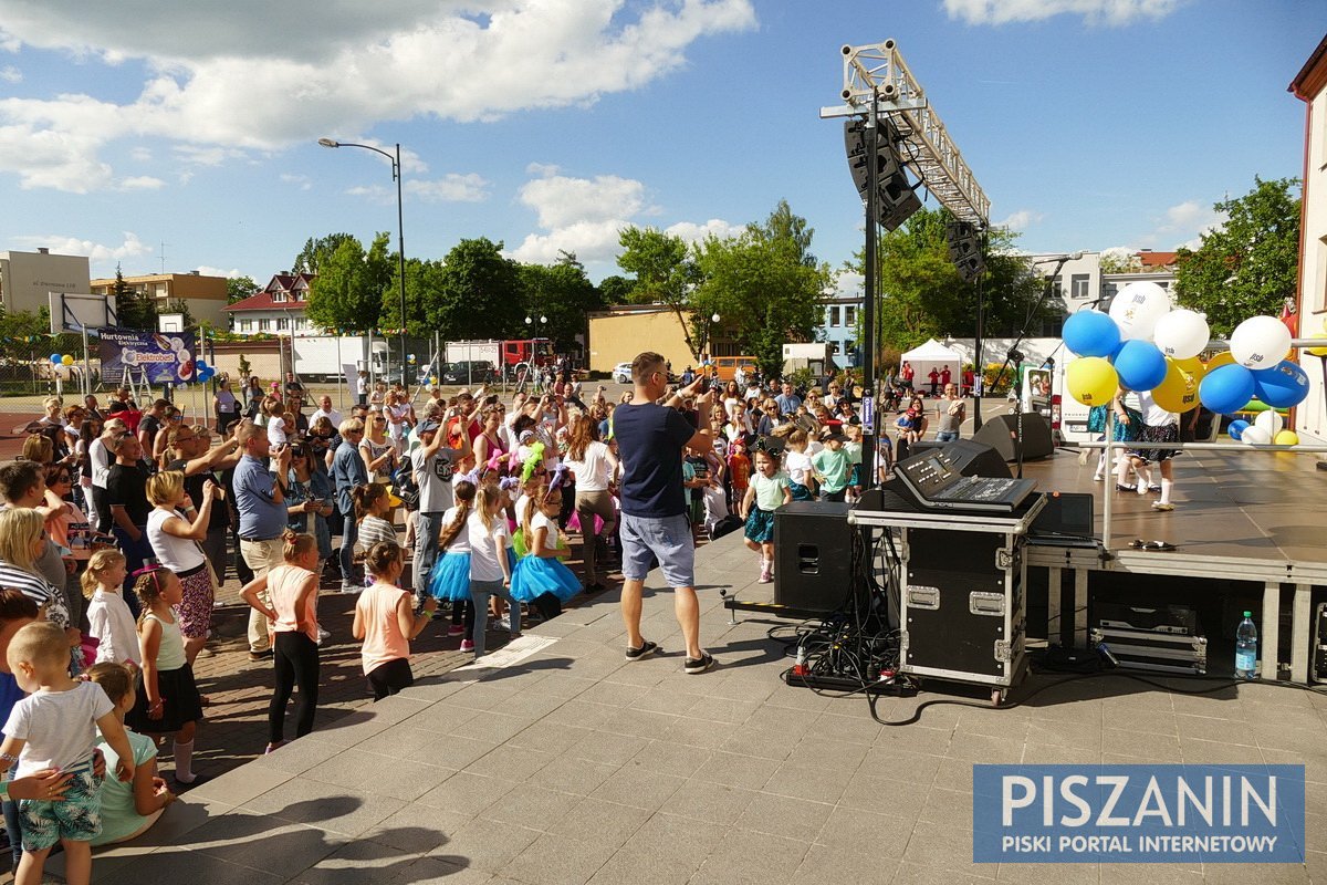 Przybyło 667 osób, zebrano ponad 18 tysięcy złotych - galeria zdjęć z pikniku