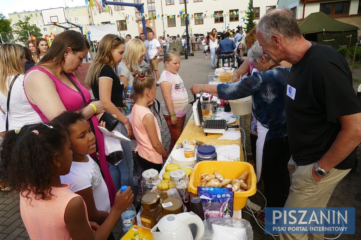 Przybyło 667 osób, zebrano ponad 18 tysięcy złotych - galeria zdjęć z pikniku