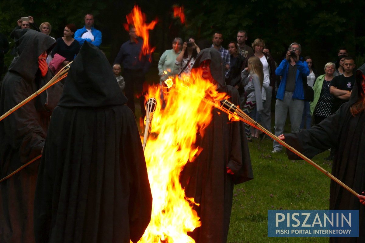 Fantastyczne widowisko w Noc Świętojańską