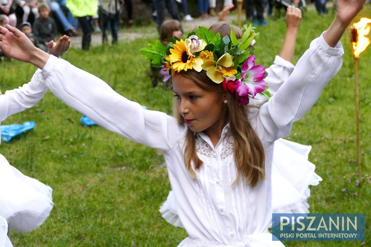 Fantastyczne widowisko w Noc Świętojańską