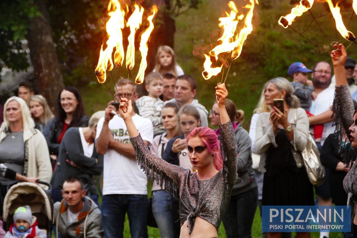 Fantastyczne widowisko w Noc Świętojańską