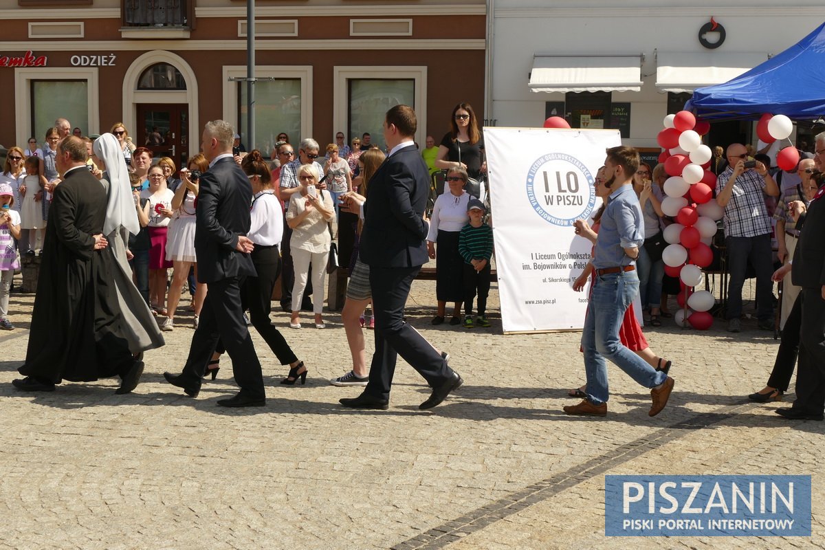 Słoneczny Polonez na Placu Daszyńskiego