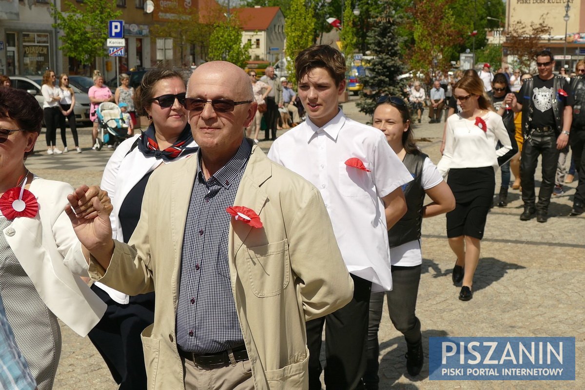 Słoneczny Polonez na Placu Daszyńskiego