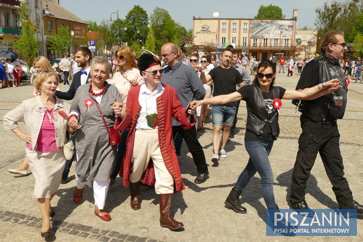 Słoneczny Polonez na Placu Daszyńskiego