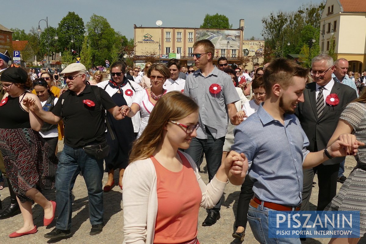 Słoneczny Polonez na Placu Daszyńskiego