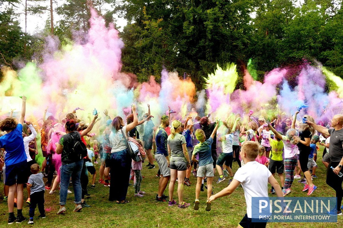 VI Kolorowy Piski Bieg Charytatywny za nami. Było słonecznie, kolorowo, radośnie