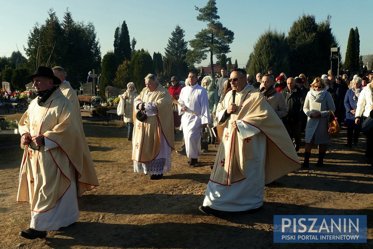 Odwiedziliśmy groby bliskich zmarłych