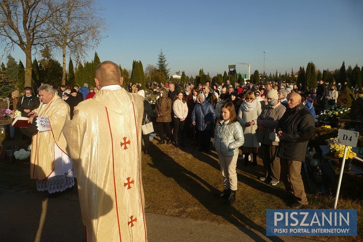 Odwiedziliśmy groby bliskich zmarłych