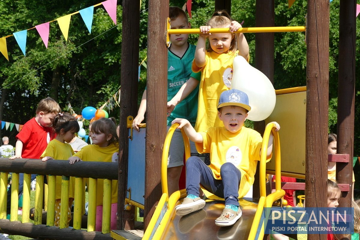 Przedszkolny piknik rodzinny. Było słonecznie, kolorowo i radośnie