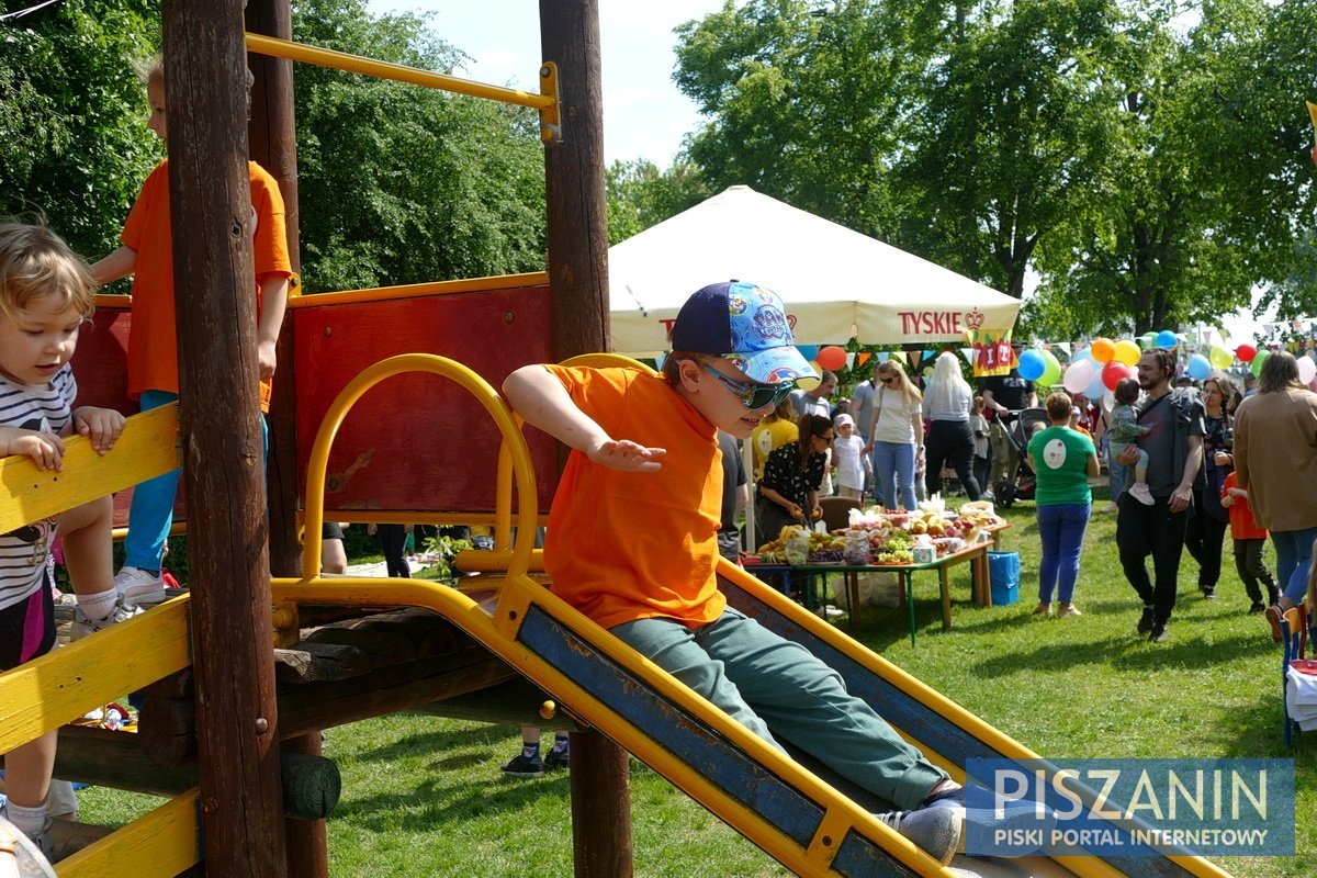 Przedszkolny piknik rodzinny. Było słonecznie, kolorowo i radośnie