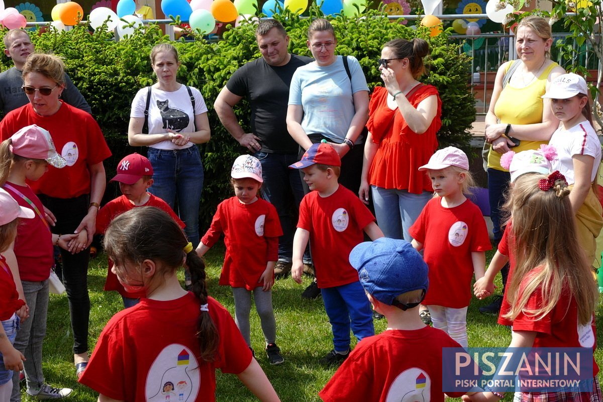 Przedszkolny piknik rodzinny. Było słonecznie, kolorowo i radośnie