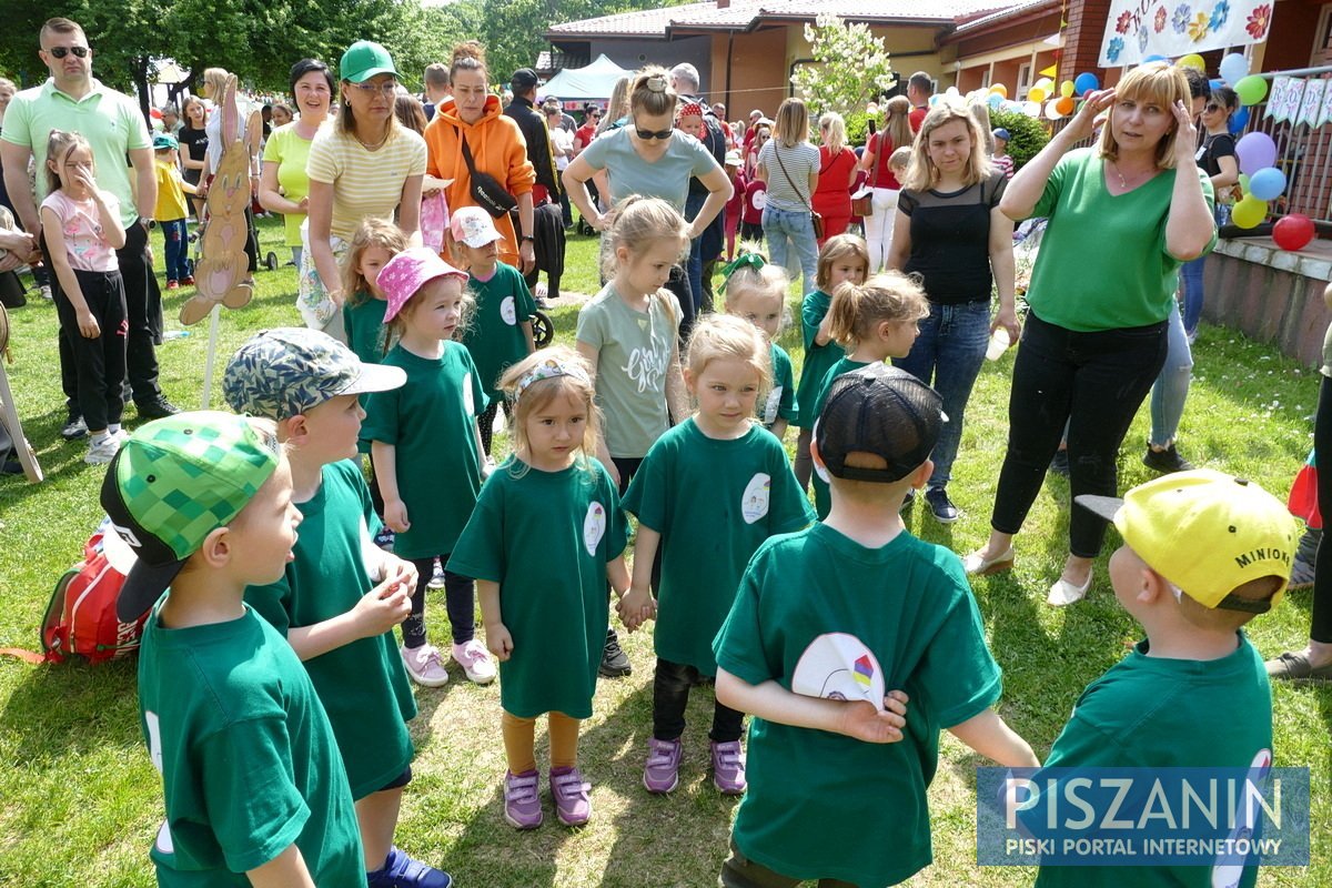 Przedszkolny piknik rodzinny. Było słonecznie, kolorowo i radośnie