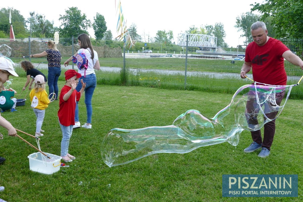 Przedszkolny piknik rodzinny. Było słonecznie, kolorowo i radośnie