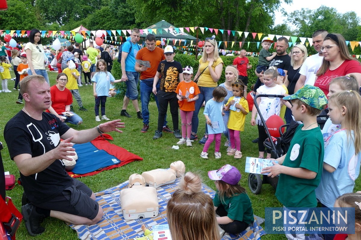 Przedszkolny piknik rodzinny. Było słonecznie, kolorowo i radośnie