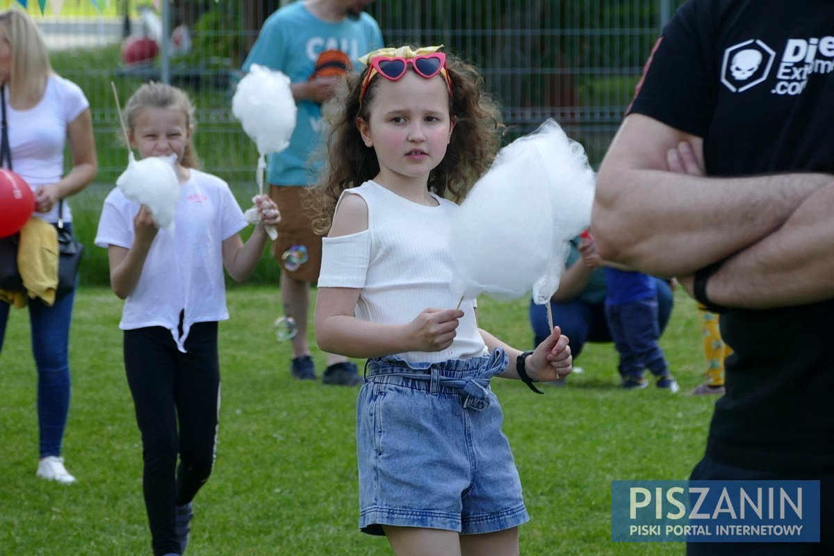 Przedszkolny piknik rodzinny. Było słonecznie, kolorowo i radośnie