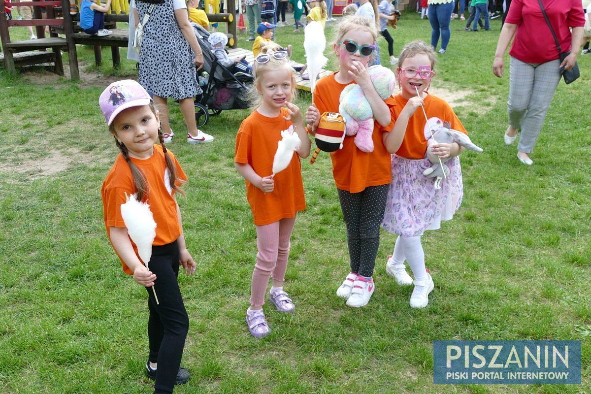 Przedszkolny piknik rodzinny. Było słonecznie, kolorowo i radośnie