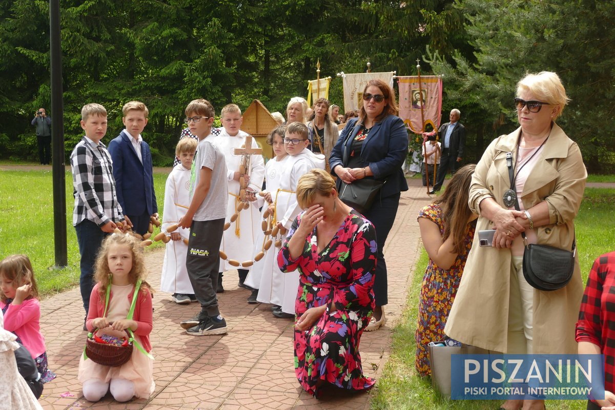 Boże Ciało - uroczysta procesja w Kociołku Szlacheckim