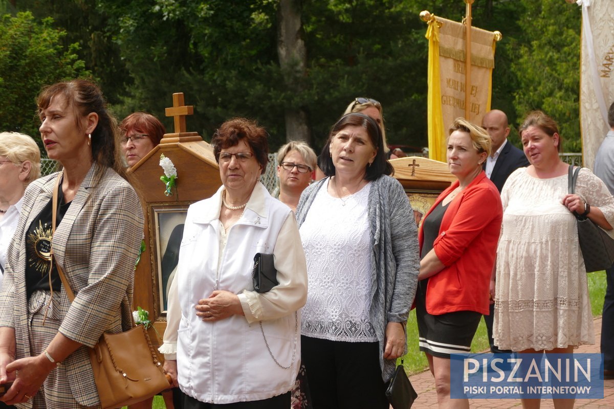 Boże Ciało - uroczysta procesja w Kociołku Szlacheckim