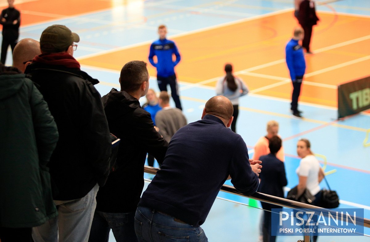 Zespół doradczy odwiedził halę widowiskowo - sportową w Olecku